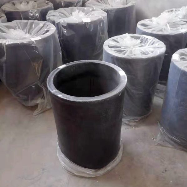 Các chi tiết chịu nhiệt bằng graphite, ceramic (nồi nấu, crucible, rotor, ống dẫn).
